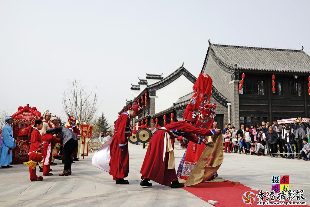 龙园古代婚嫁实景表演57..jpg