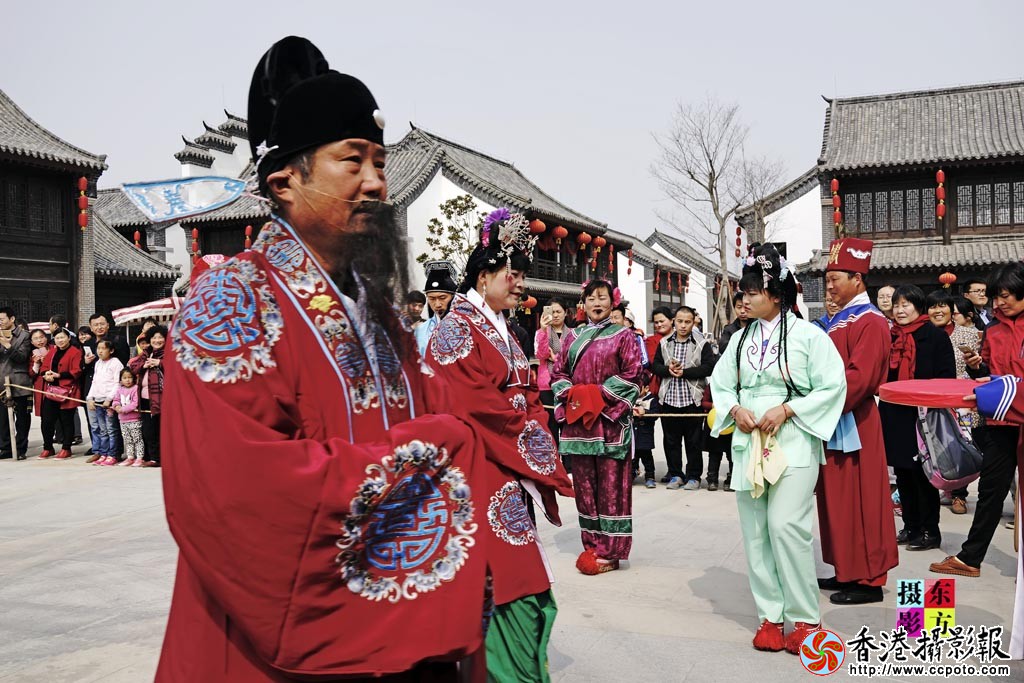 龙园古代婚嫁实景表演60..jpg