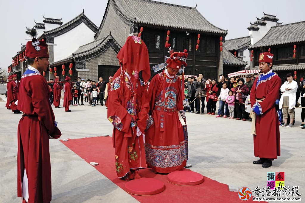 龙园古代婚嫁实景表演63..jpg