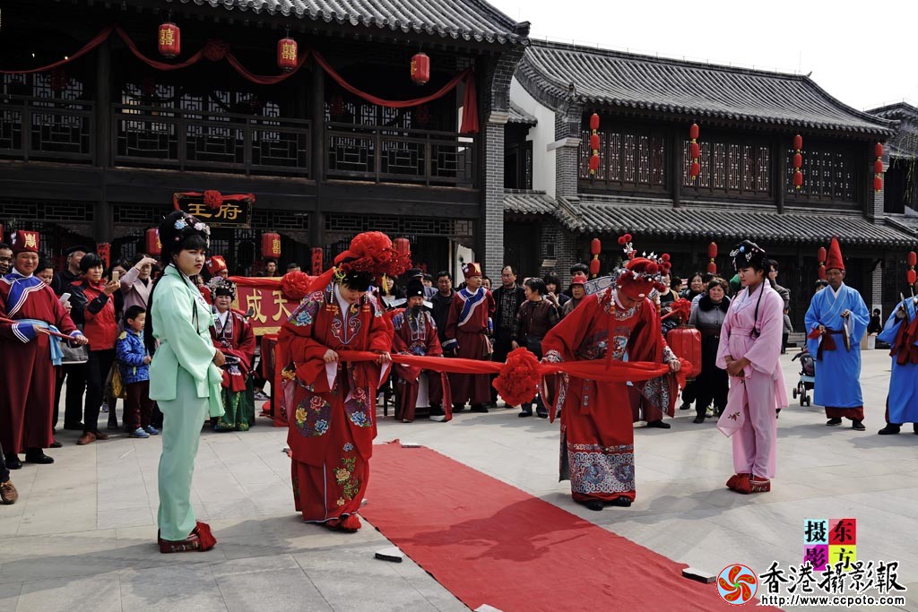 龙园古代婚嫁实景表演77..jpg
