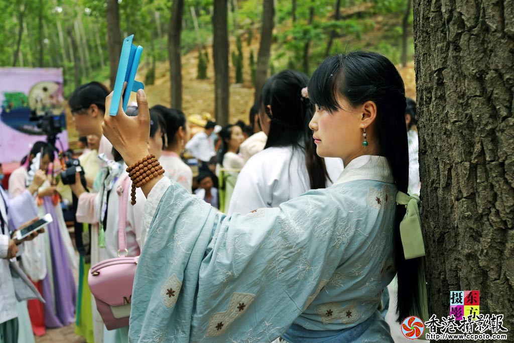 汉服秀场下随拍1..jpg