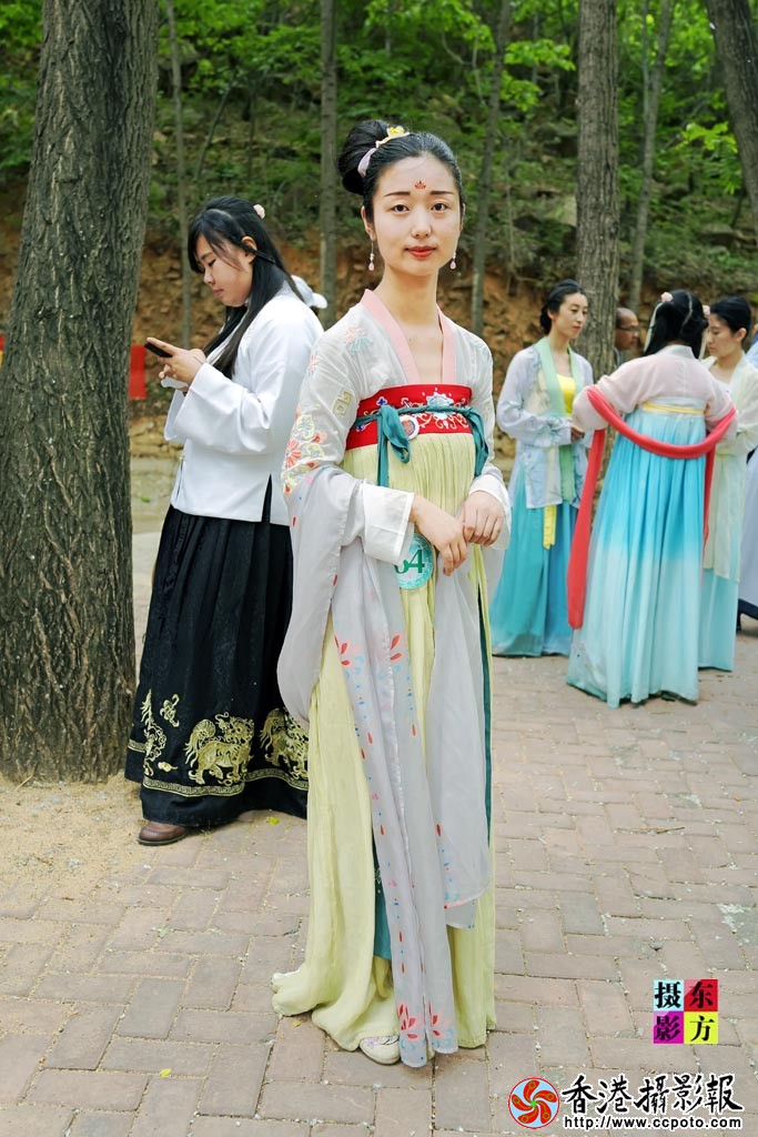 汉服秀场下随拍3..jpg