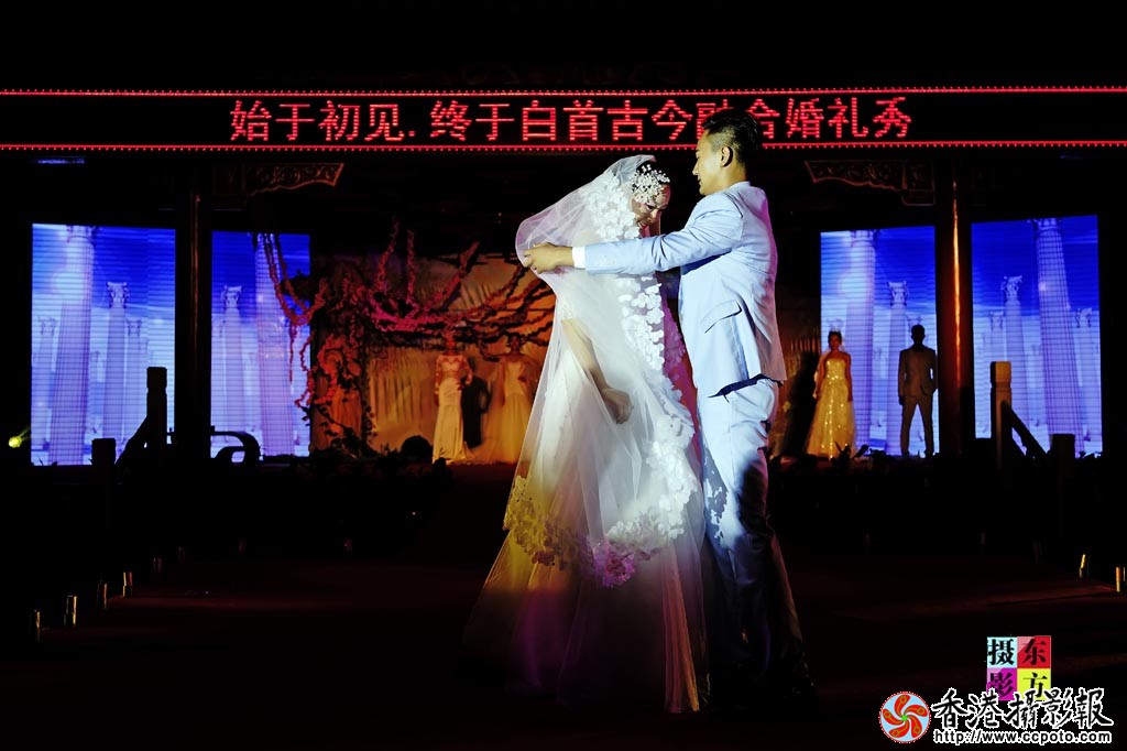 婚纱走秀5..jpg