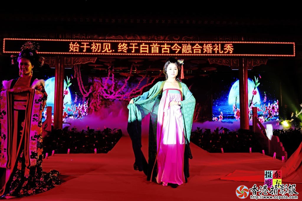 唐装走秀6..jpg