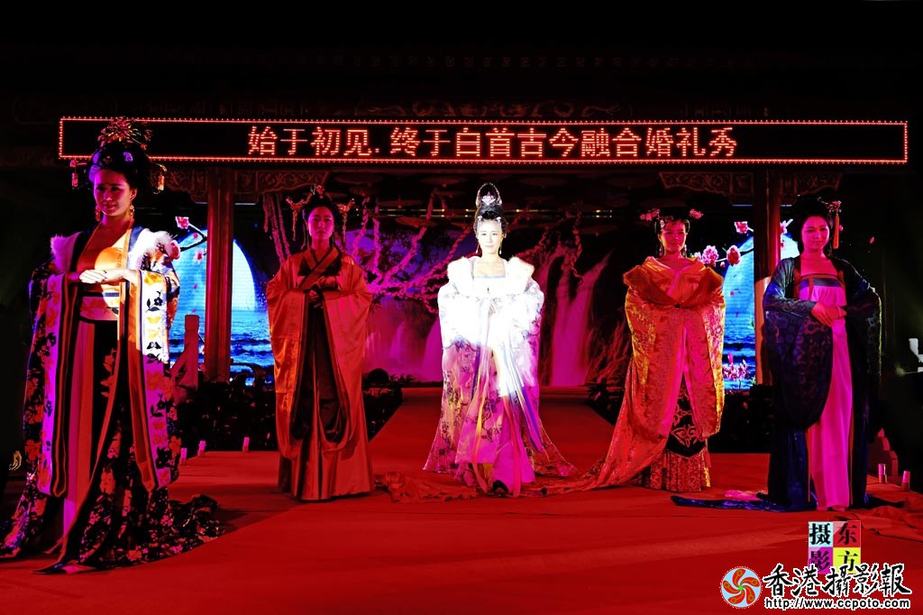 唐装走秀12..jpg