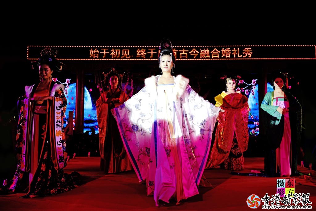 唐装走秀13..jpg