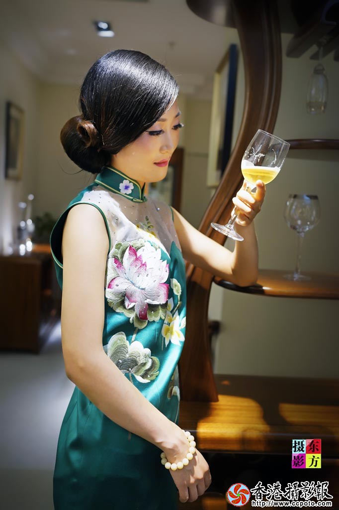 梧桐树旗袍主题摄影15..jpg