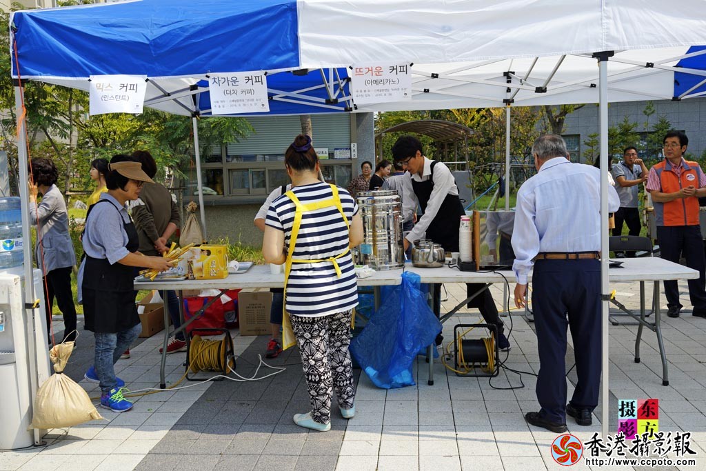麻山洞的社区敬老日6..jpg