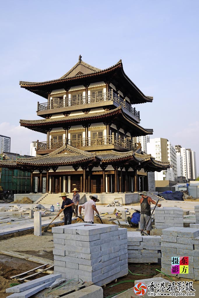 沂州路沿街商铺建设随拍20..jpg