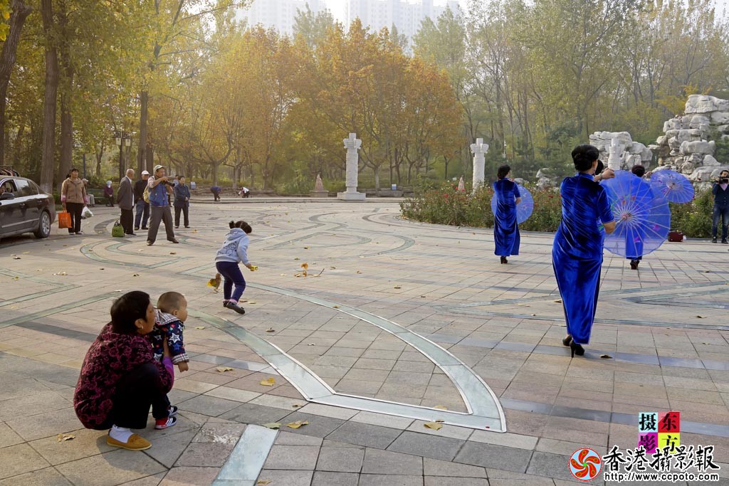人民公园旗袍秀20..jpg