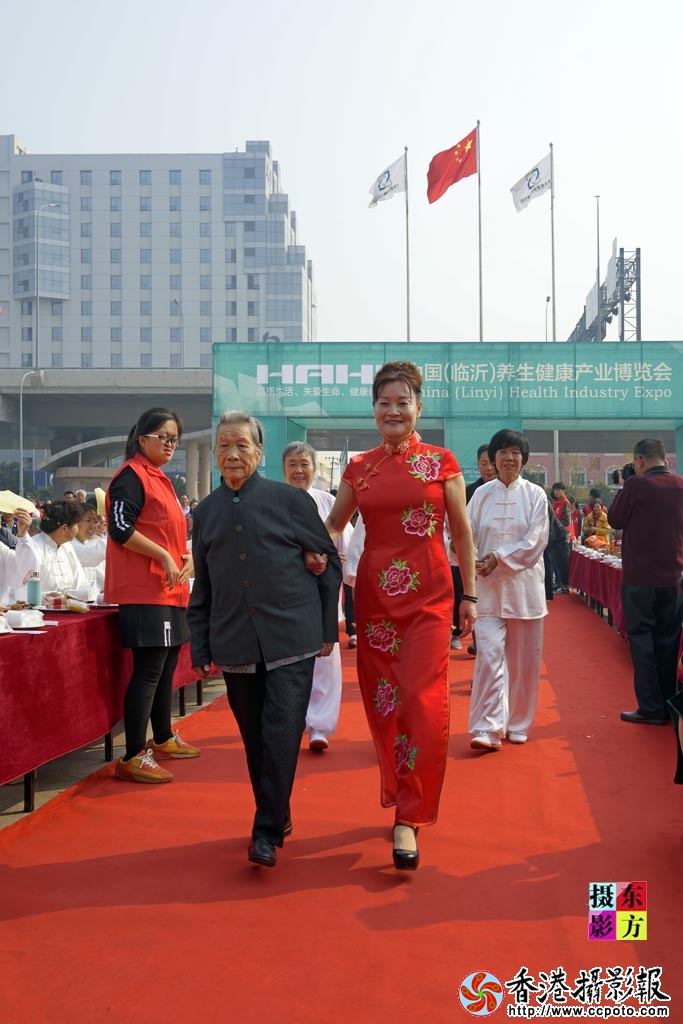 九九重阳爱心敬老千寿宴纪实42..jpg