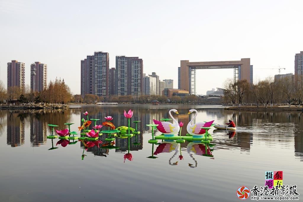 五洲湖畔灯光秀72..jpg