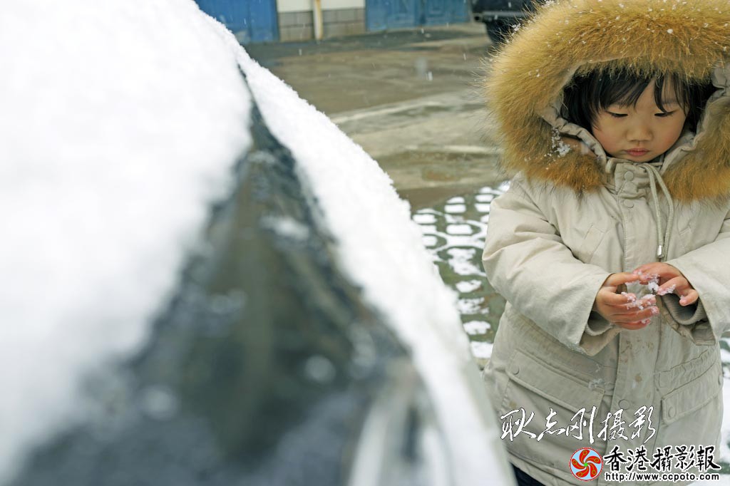 诗恩玩雪7..jpg