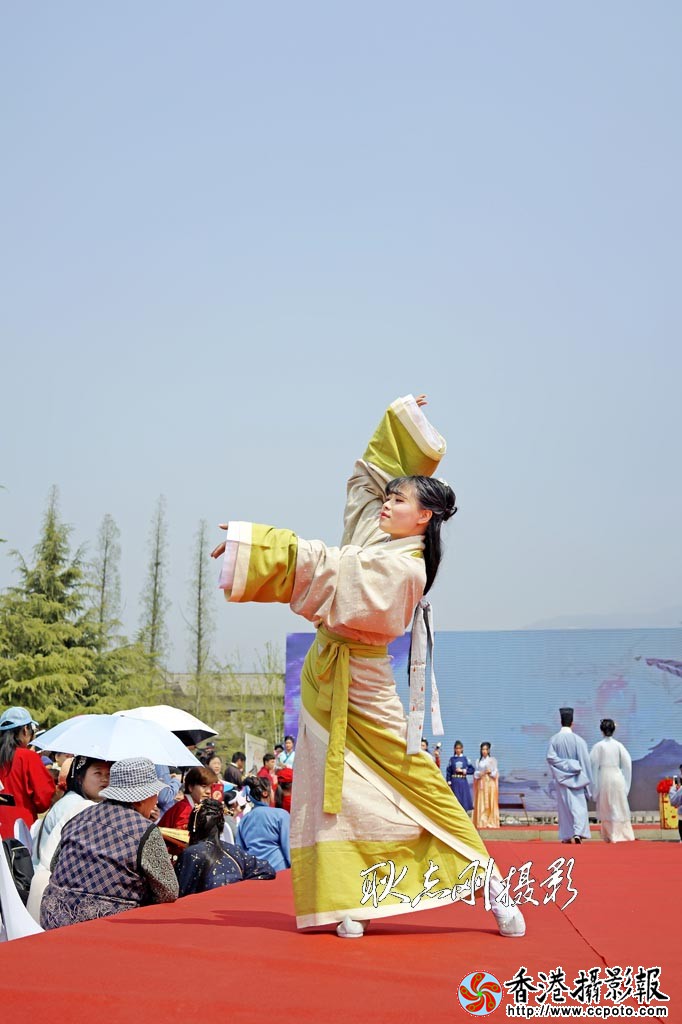 蒙山汉服走秀13..jpg