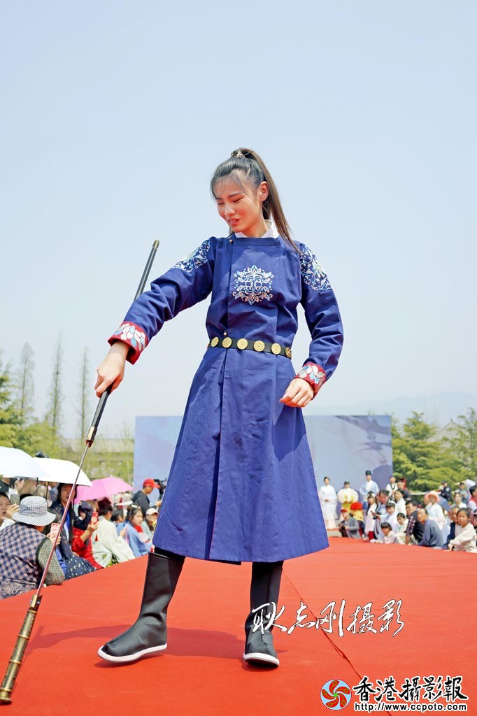 蒙山汉服走秀32..jpg