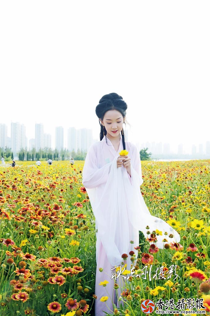 三和桥畔花仙子-33..jpg