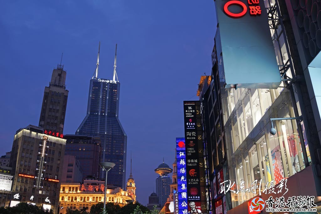 沿南京路去外滩-2..jpg