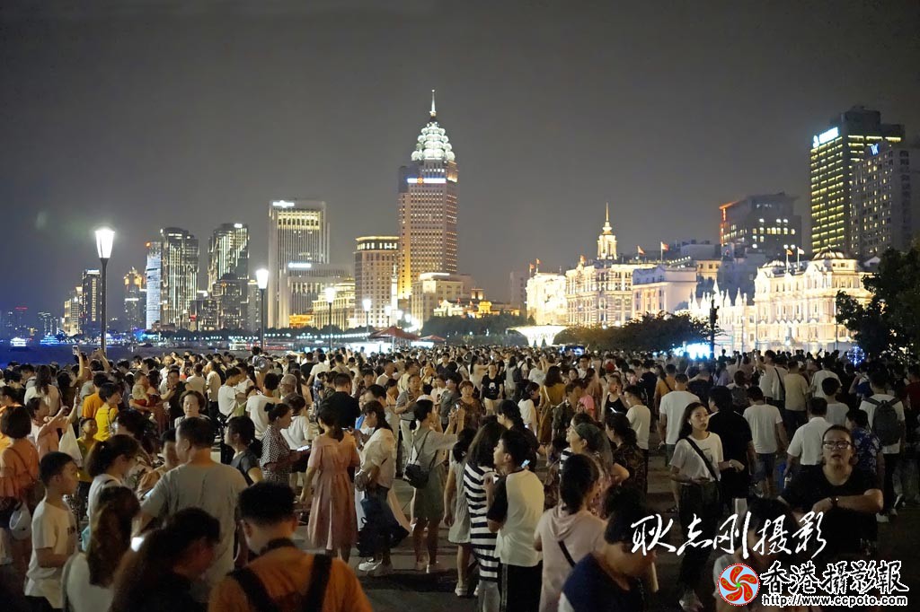 沿南京路去外滩-9..jpg