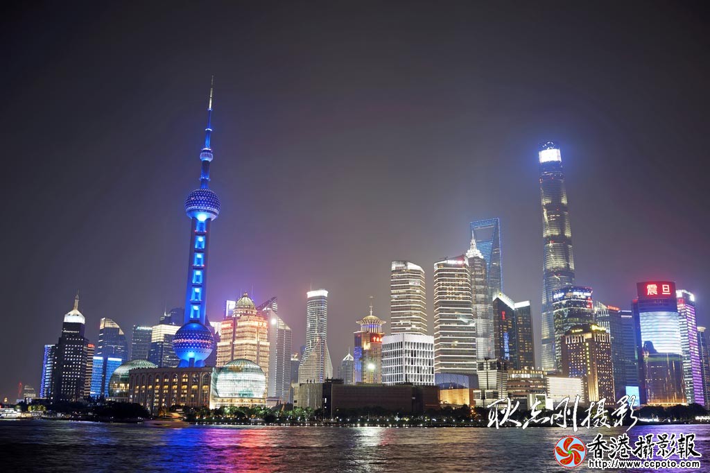 沿南京路去外滩-13..jpg